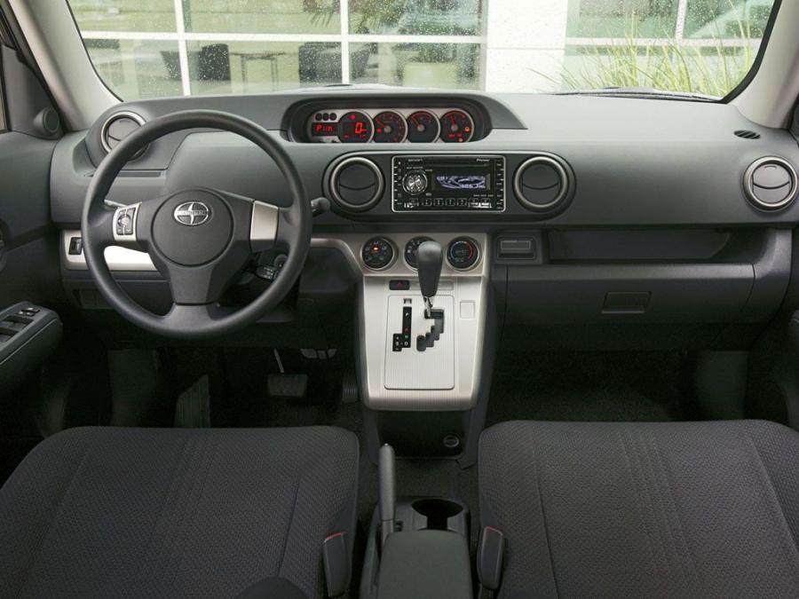  Scion xB 2007 года  (фото 144 из 221)